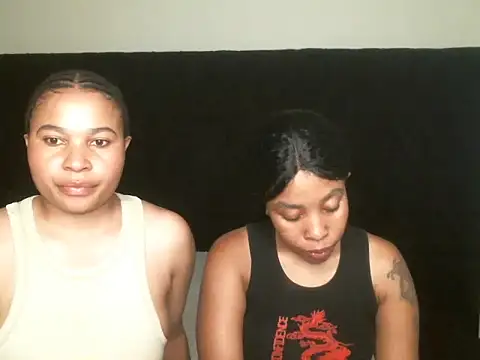 R-thequeen online show from October 11, 9:06 pm