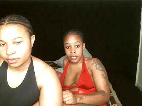 R-thequeen online show from October 7, 8:46 pm