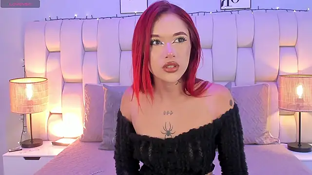 SkinnyFoxy online show from December 13, 7:53 pm