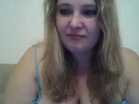 ParisMimi online show from October 7, 7:13 am