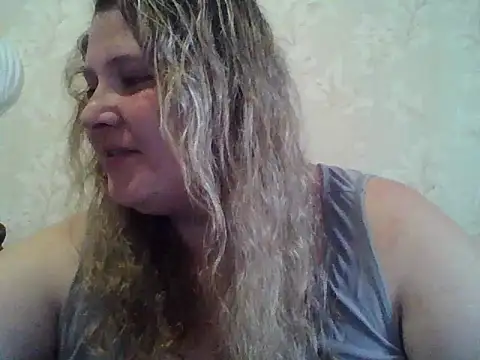 ParisMimi online show from May 21, 12:14 pm