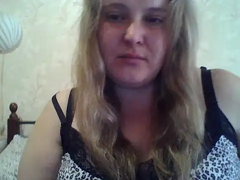 ParisMimi online show from June 5, 8:31 am