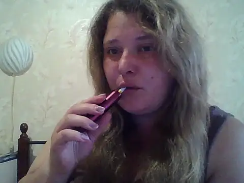 ParisMimi online show from June 10, 9:08 am