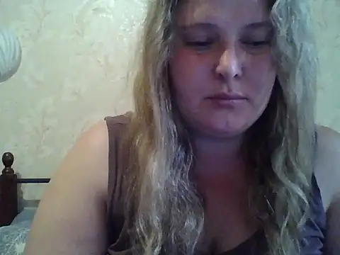 ParisMimi online show from May 27, 8:11 am