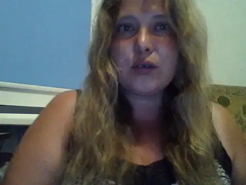 ParisMimi online show from July 3, 8:48 pm