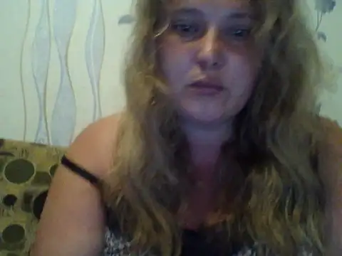 ParisMimi online show from July 7, 9:39 pm
