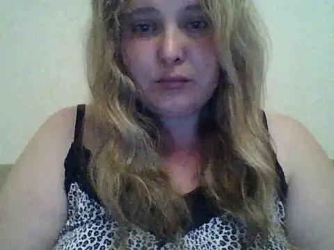 ParisMimi online show from June 7, 9:10 pm