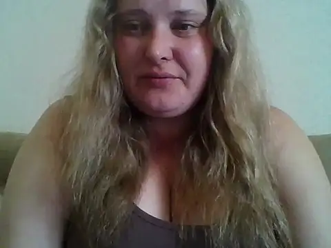 ParisMimi online show from May 11, 7:32 am