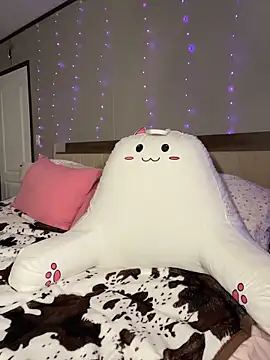 Sweetdee222x online show from November 5, 11:10 pm