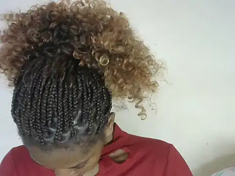 Pretty-emmie online show from October 10, 6:40 am