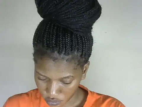 Pretty-emmie online show from October 2, 3:55 am