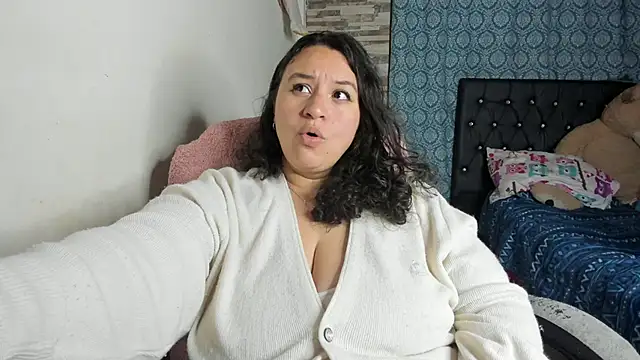 Imluna93 online show from November 4, 4:39 am