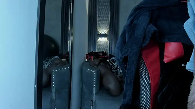 selene red  online show from November 12, 1:53 pm