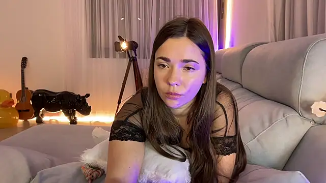 Mika Miller online show from February 2, 1:37 am