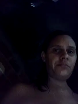 Snapshot of Andreita_95 chatting on October 21, 11:31 pm Andreita 95 online show from October 21, 11:31 pm