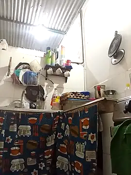 Snapshot of Andreita_95 chatting on October 3, 7:41 pm Andreita 95 online show from October 3, 7:41 pm