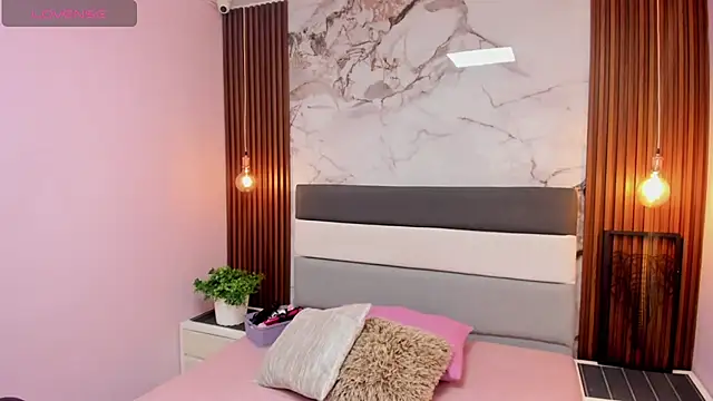 Snapshot of Kittytimberlake chatting on October 7, 12:20 pm Kittytimberlake online show from October 7, 12:20 pm