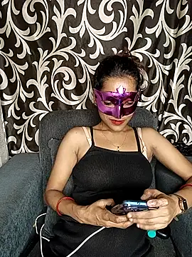 Snapshot of REVA_DARLING chatting on October 26, 2:01 pm REVA DARLING online show from October 26, 2:01 pm