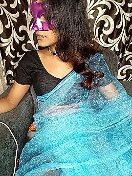 Snapshot of REVA_DARLING chatting on October 15, 4:48 am REVA DARLING online show from October 15, 4:48 am