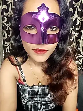 Snapshot of REVA_DARLING chatting on October 19, 12:45 am REVA DARLING online show from October 19, 12:45 am