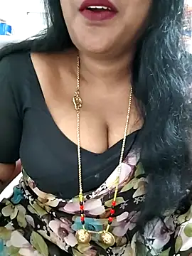 Snapshot of Swapna_143 chatting on October 27, 2:51 am Swapna 143 online show from October 27, 2:51 am