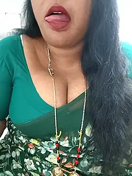Snapshot of Swapna_143 chatting on September 14, 3:15 am Swapna 143 online show from September 14, 3:15 am