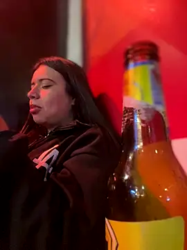 Devilsweet17 online show from November 28, 4:26 am