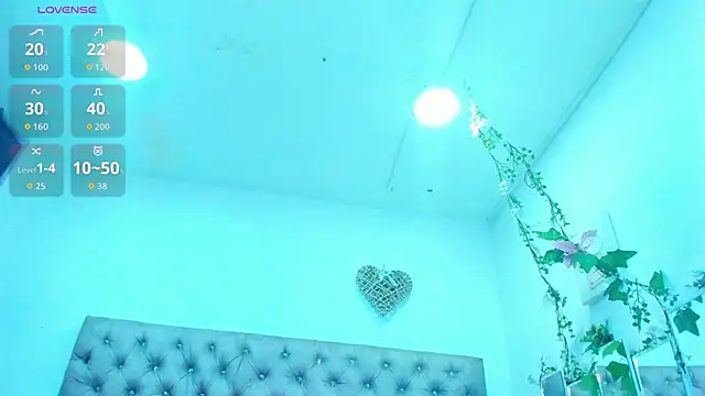 Hannah Miller   online show from September 17, 5:33 pm