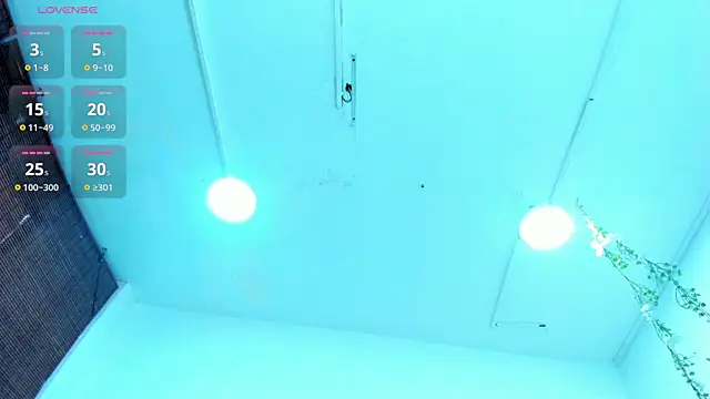 Hannah Miller   online show from September 30, 5:18 pm