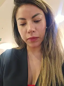 Snapshot of Karen_San_Miguel chatting on October 8, 7:18 pm Karen San Miguel online show from October 8, 7:18 pm