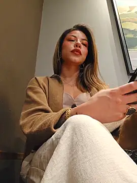 Karen San Miguel online show from May 13, 7:52 pm