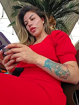 Karen San Miguel online show from November 26, 8:32 pm