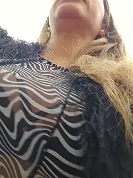 Snapshot of Karen_San_Miguel chatting on October 7, 6:23 pm Karen San Miguel online show from October 7, 6:23 pm