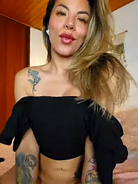 Snapshot of Karen_San_Miguel chatting on October 25, 10:49 pm Karen San Miguel online show from October 25, 10:49 pm