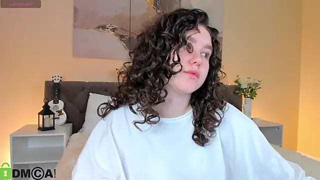 Ariella Sol online show from October 21, 1:09 am