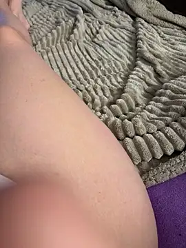 Snapshot of Sexispassion4K chatting on February 17, 7:24 pm Sexispassion4K online show from February 17, 7:24 pm