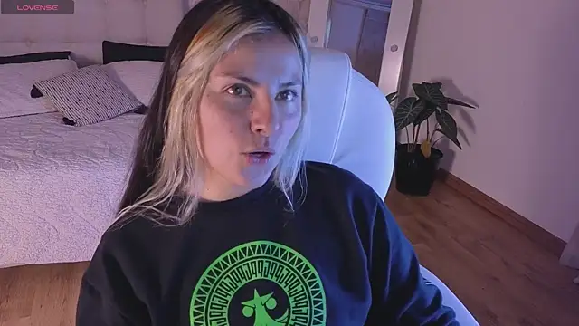 Snapshot of brandy_sweet_ chatting on September 26, 3:09 pm brandy sweet online show from September 26, 3:09 pm