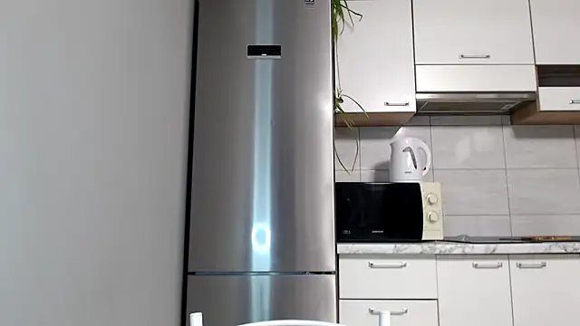 Snapshot of SierraSky_ chatting on October 31, 6:34 pm SierraSky online show from October 31, 6:34 pm