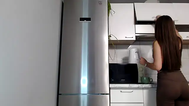 Snapshot of SierraSky_ chatting on October 6, 5:07 pm SierraSky online show from October 6, 5:07 pm