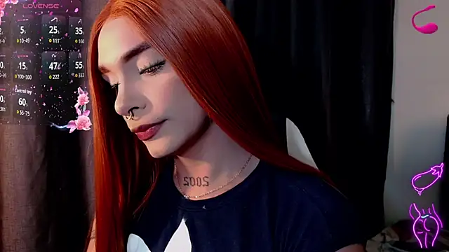 Snapshot of AdharaaMoon chatting on September 27, 7:21 pm AdharaaMoon online show from September 27, 7:21 pm