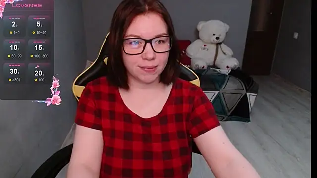 Emily Amorre online show from September 24, 1:48 am