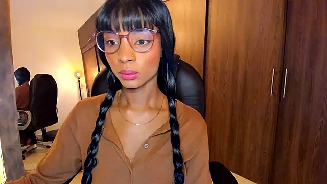 alikahouston4 online show from October 24, 5:03 am