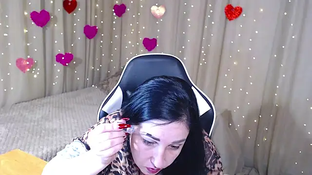 JillStevens online show from May 4, 2:48 am