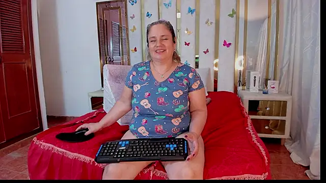 AnyelaGitanaMature online show from February 3, 6:22 am