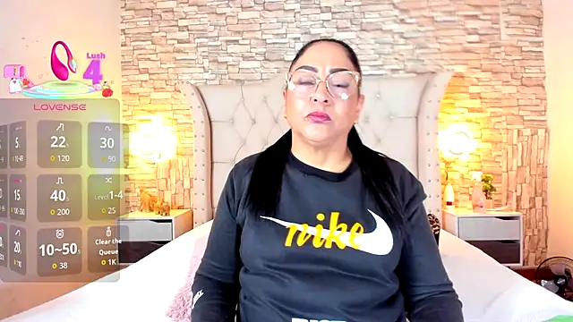 Gina Myers online show from September 16, 12:24 pm