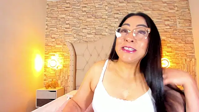 Gina Myers online show from September 27, 12:45 pm