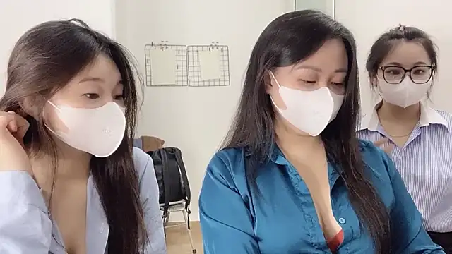 Bamboo Swetie online show from December 3, 2:52 pm