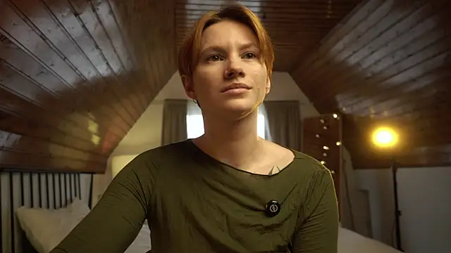 AkaneiroDemon online show from October 2, 12:43 pm