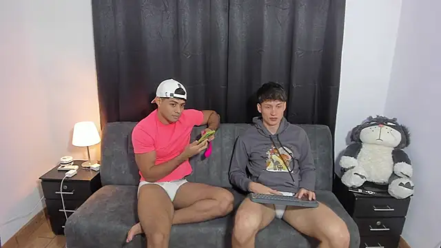 Luciano and Marlon online show from October 4, 9:15 am