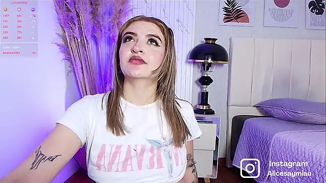 alice-millerr online show from October 4, 9:19 pm